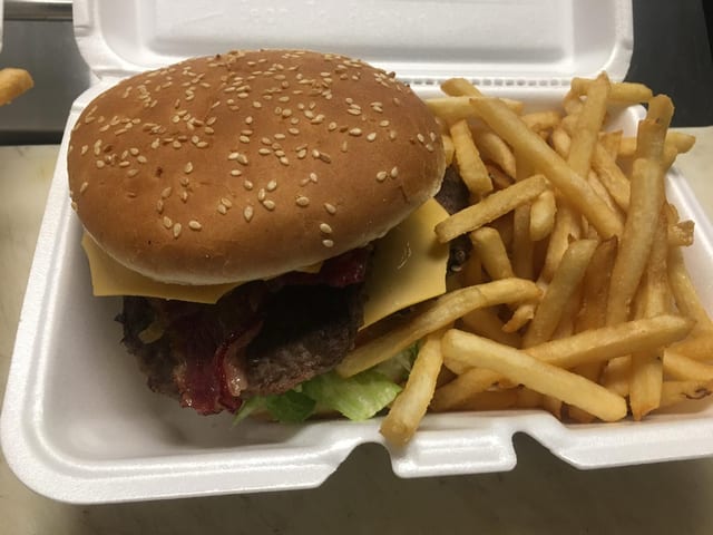 Hamburger.